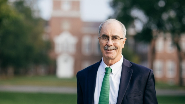 President Hanlon ’77 Announces Plans to Step Down in 2023 | Dartmouth