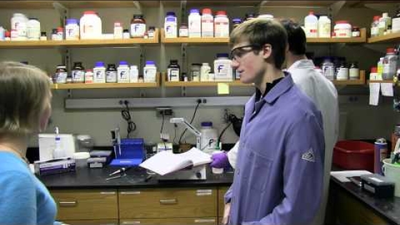 Dartmouth Student Researchers Trace Protein Configurations