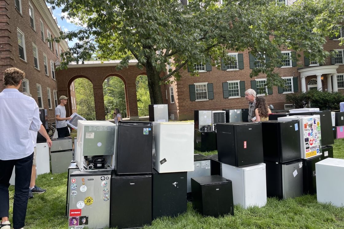 Refrigerator sale at Dartmouth for class of 2026