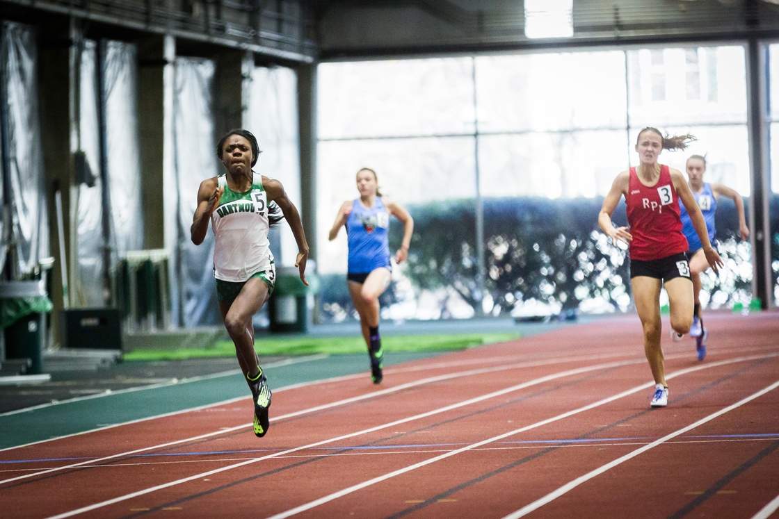 women's 200 meter dash