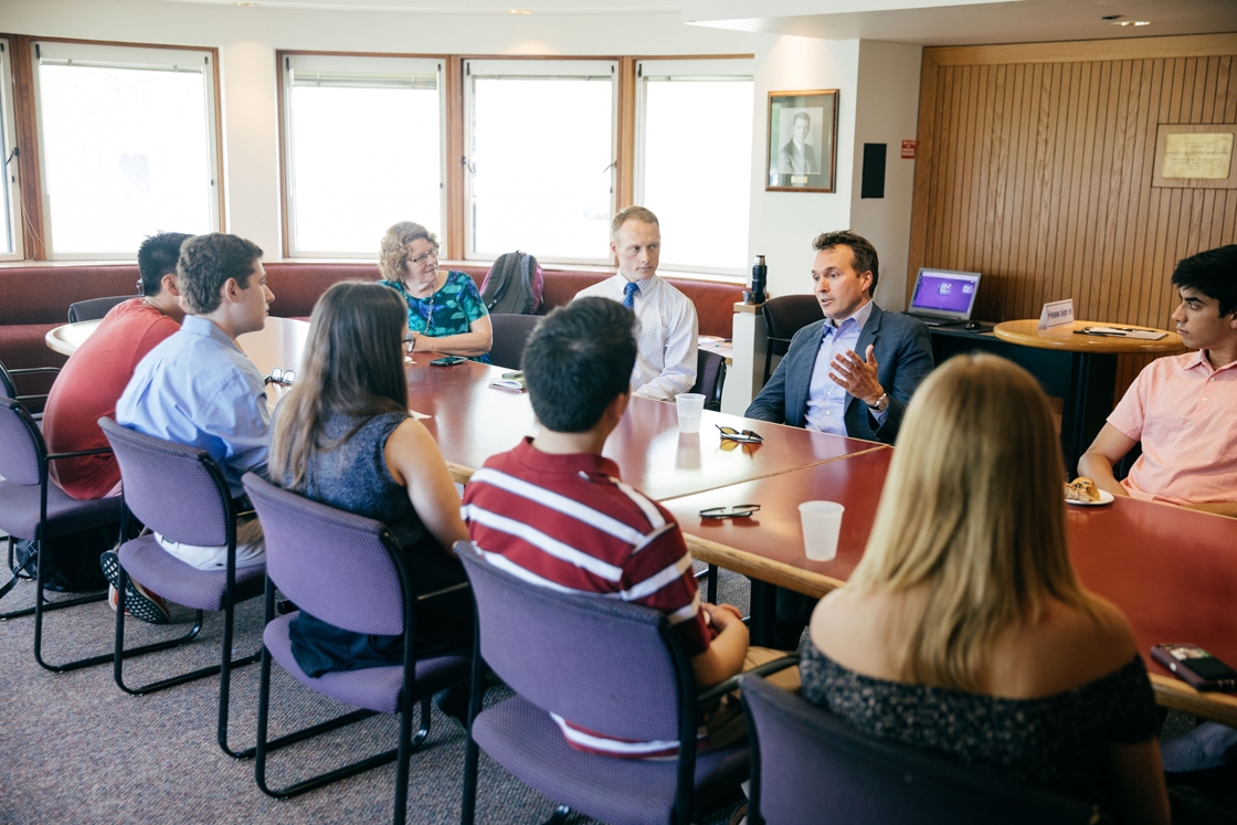Eric Fanning meets with students