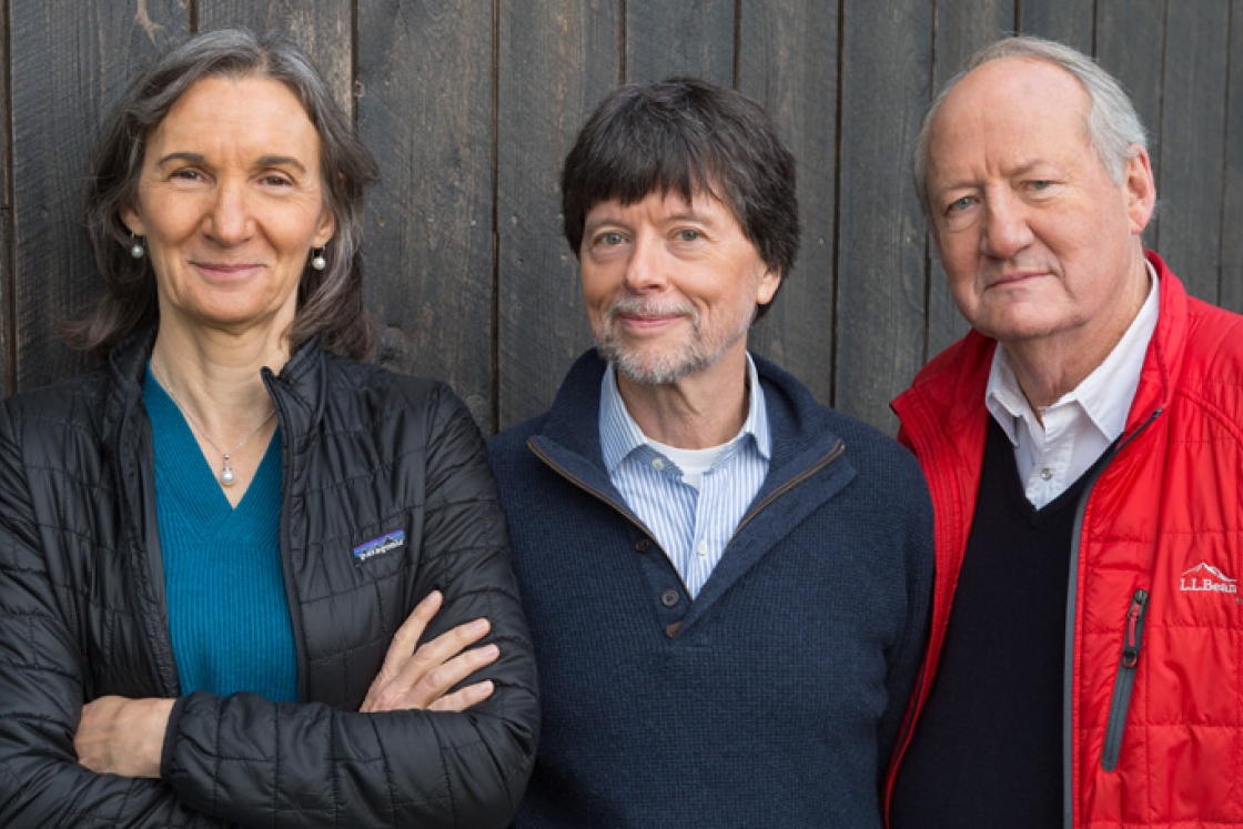 Julie Dunfey ’80 (left), Ken Burns, and Dayton Duncan collaborated on Country Music, airing on PBS this fall.