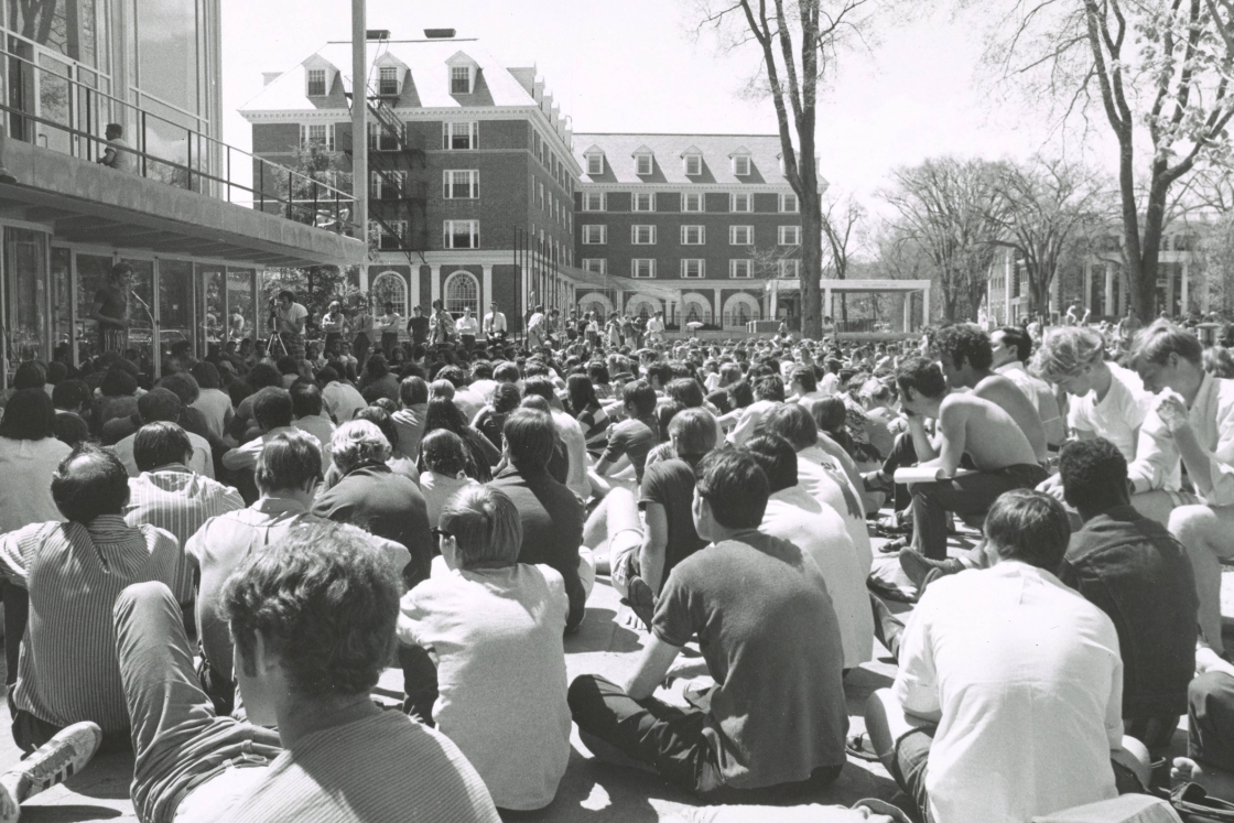 After the Kent State massacre in May 1970, Dartmouth canceled classes for a week and held teach-ins.