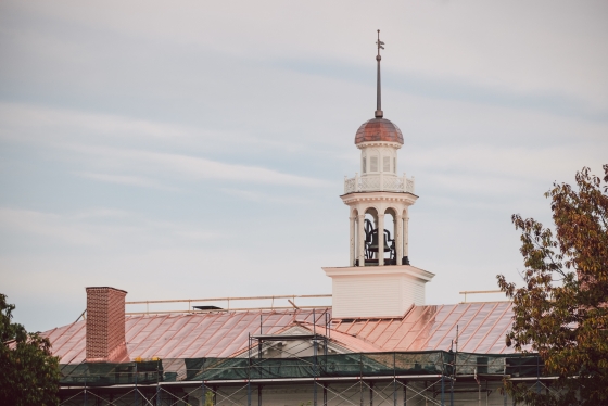 Dartmouth Hall roof and steeple, under construction
