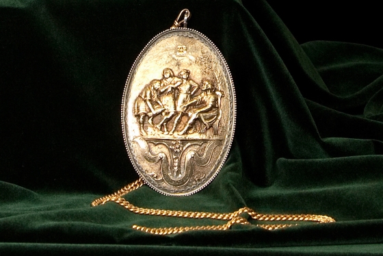 Full view of the Flude Medal.