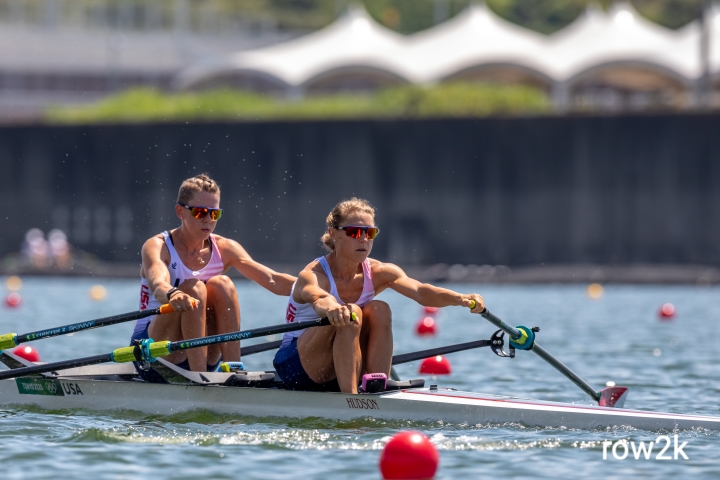Molly Reckford ’15 and her USA Rowing teammate Michelle Sechser