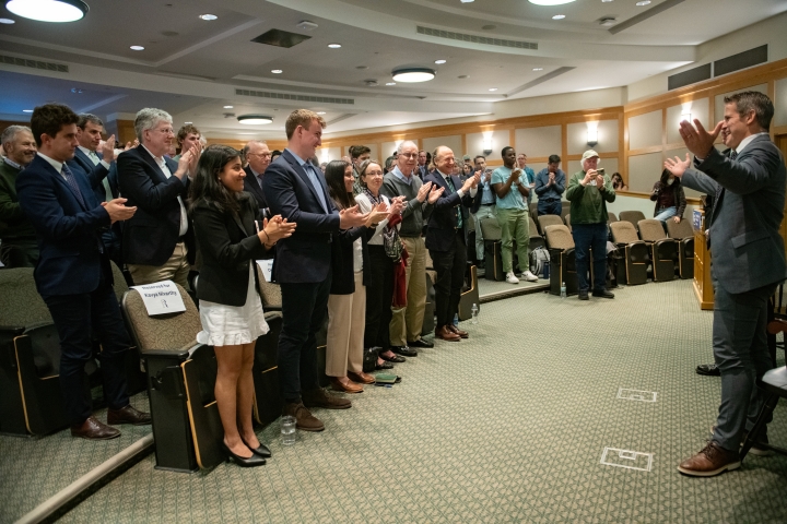 Adam Kinzinger gets standing ovation