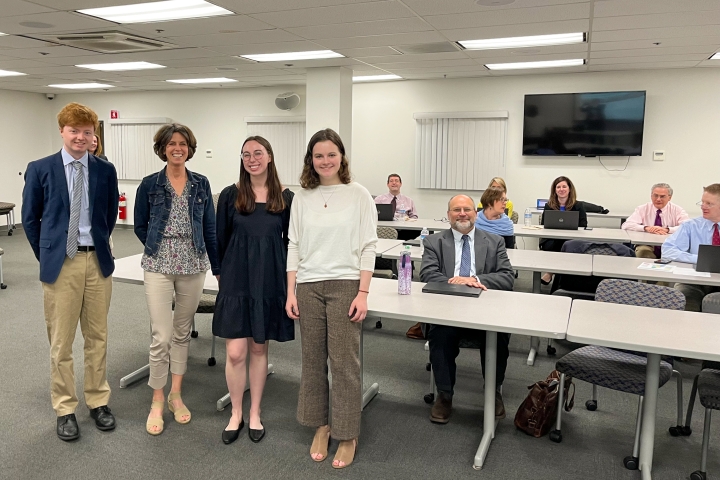 Policy Research Shop students with a New Hampshire judge