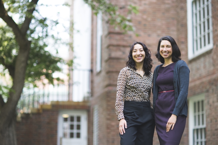 Ale Geisel-Zamora '23, left, and Associate Professor of Anthropology Zaneta Thayer '08