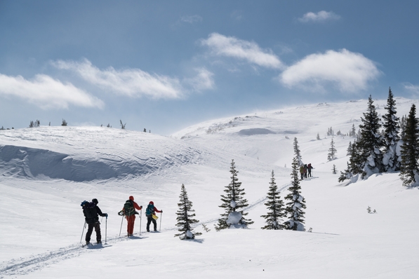 students explored the Groulx region on cross-country skis