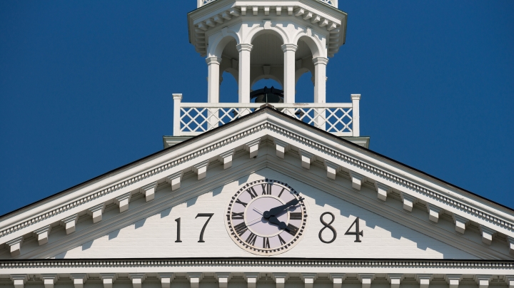 Dartmouth Hall steeple