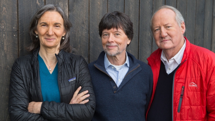 Julie Dunfey ’80 (left), Ken Burns, and Dayton Duncan collaborated on Country Music, airing on PBS this fall. 