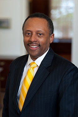 Earl Lewis